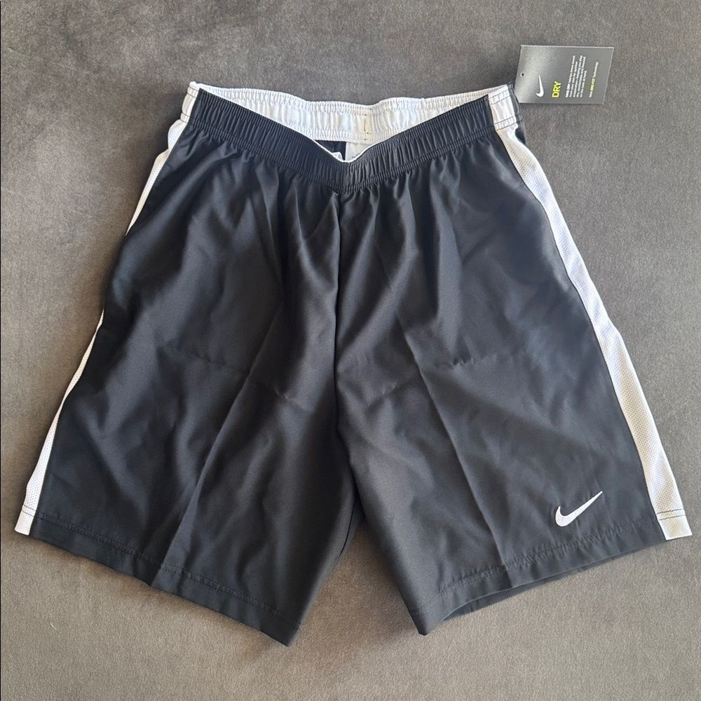 Nike Youth Unisex Dri-Fit Venom Woven Shorts Black Drawstring 894129-010 XL NWT
